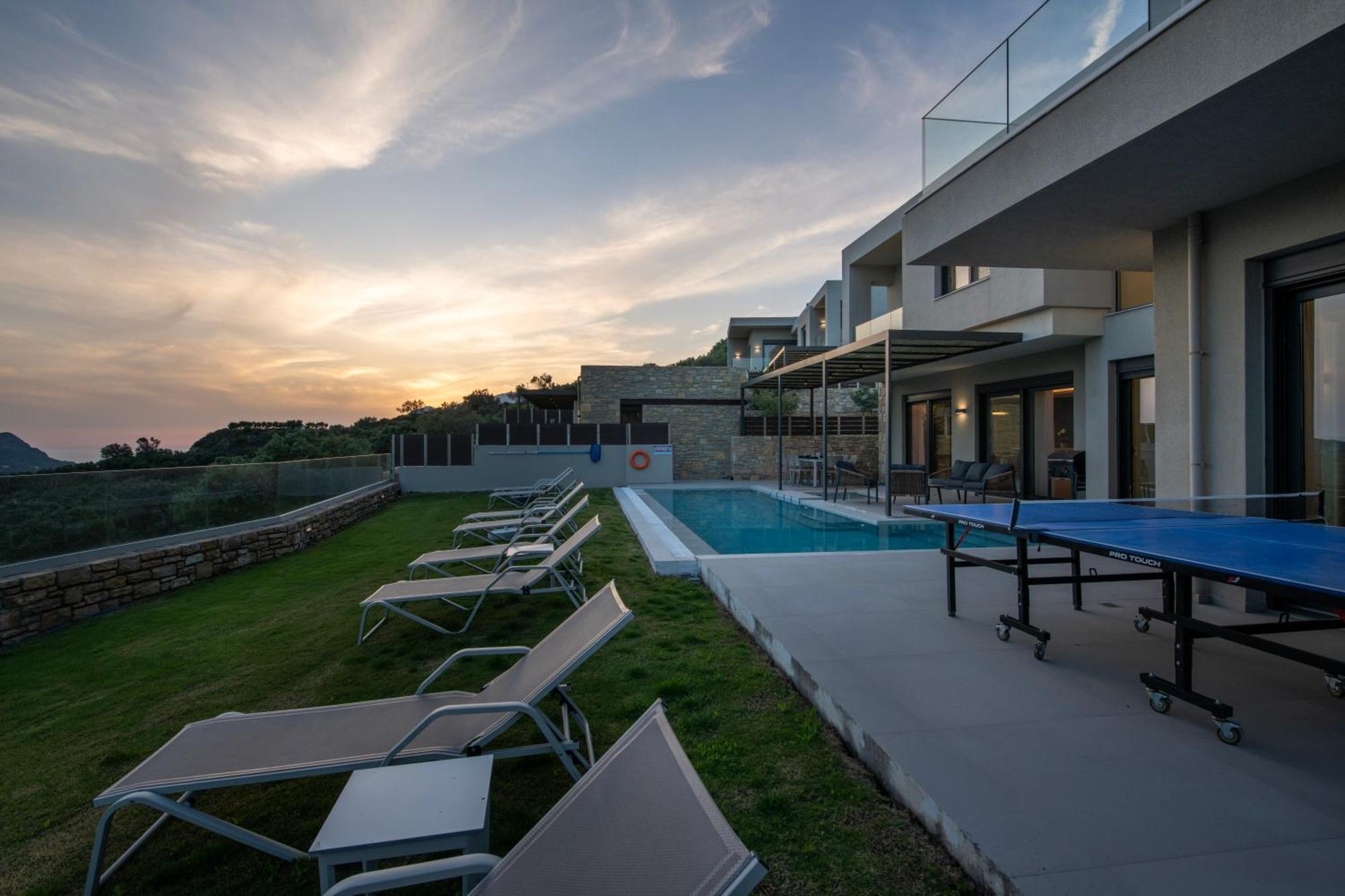 Porti Villas Aphrodite Asomatoi Екстер'єр фото